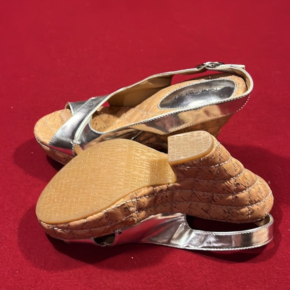 Silver sandals - Picture 3 of 3